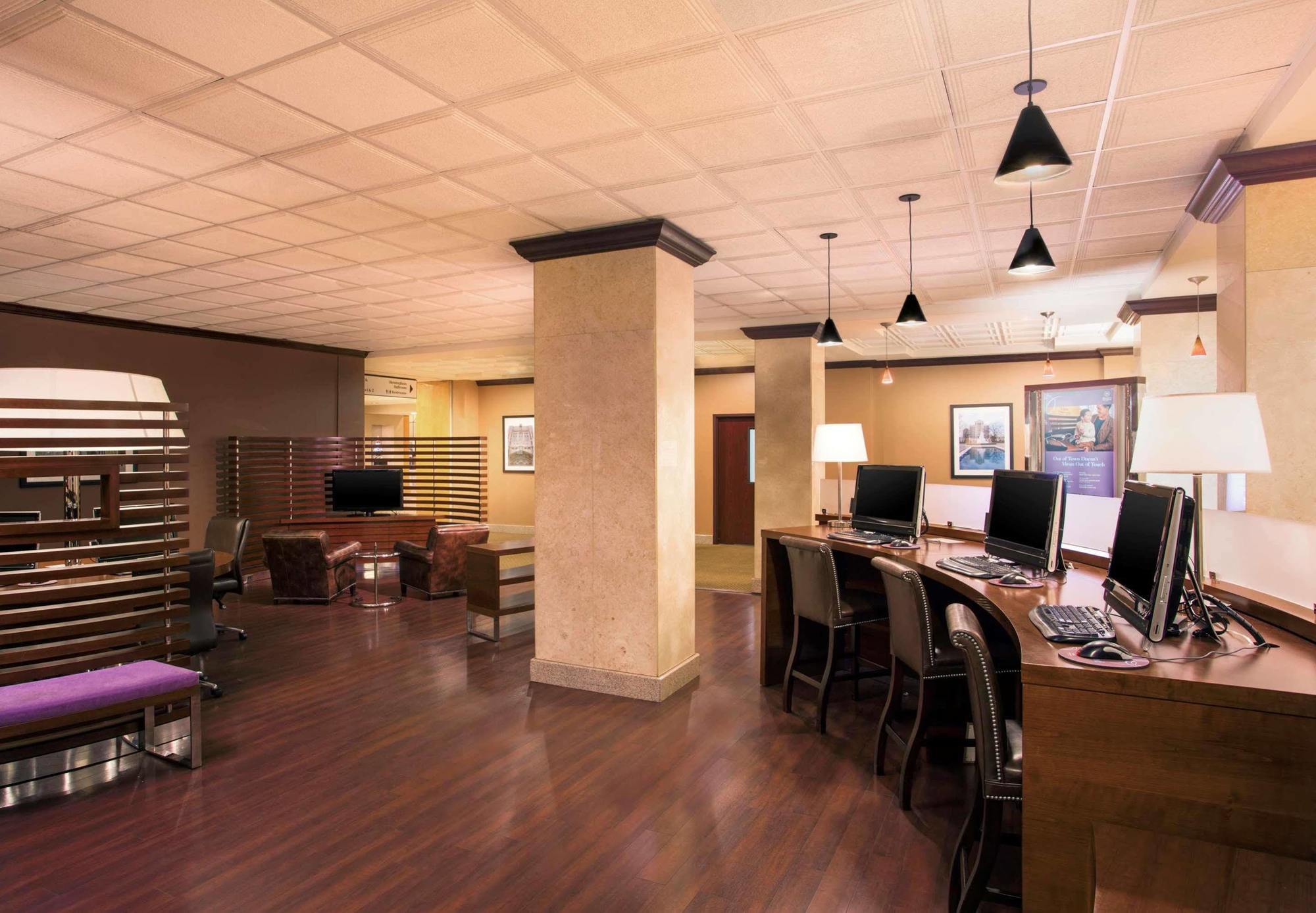 Holiday Inn Birmingham-Airport By Ihg Exterior photo